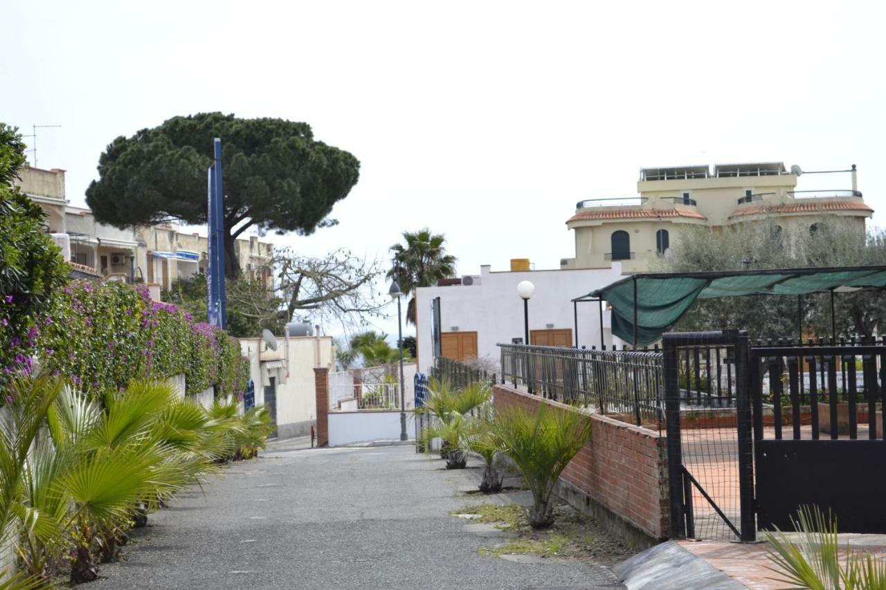 Villa Wonderful House à Giardini-Naxos Extérieur photo